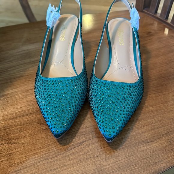 Beautiful dark emerald green shoes - never worn - Picture 2 of 5